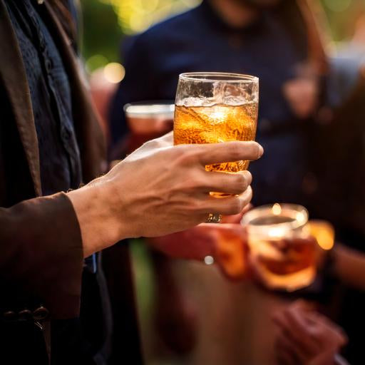 Social Creatures - the drink in hand